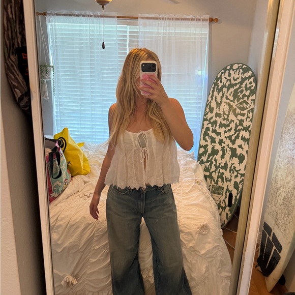 American Eagle Outfitters Tops - AE FLOWY TANK TOP